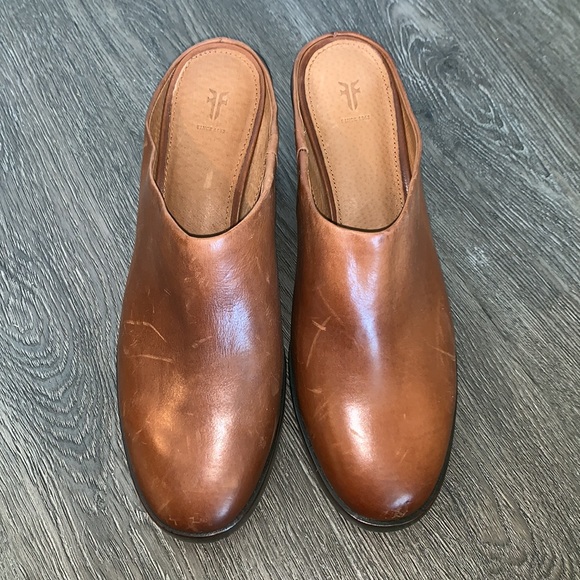 Frye Shoes - Frye Womans Joan Campus Mules size 8